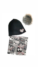 Load image into Gallery viewer, Hat 3in1. Detachable fur pom pom set
